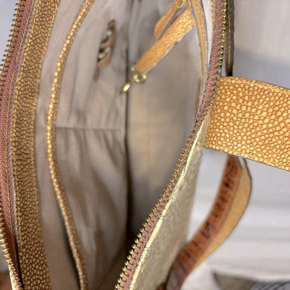 Brahmin tricolor leather handbag. - Picture 7 of 7